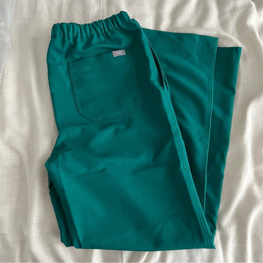 Figs Mens Hunter Green Pisco Short Scrub Pants